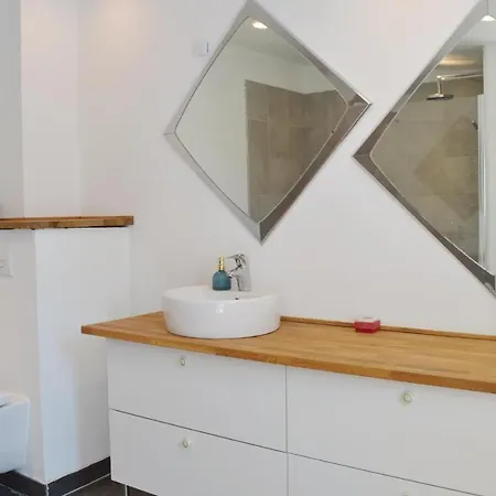Stunning In W/ Wifi And 3 Bedrooms Hornbæk