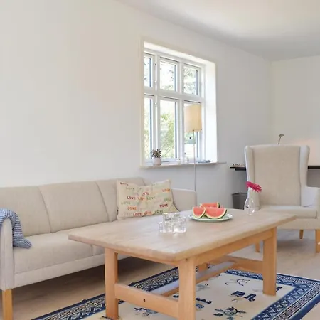 Ferienhaus Stunning In W/ Wifi And 3 Bedrooms Hornbæk